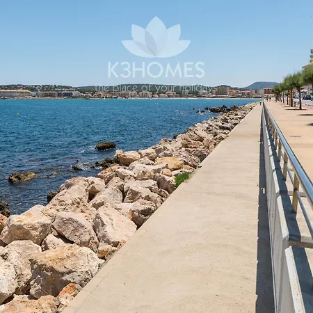Holiday home 2 Bedroom Near Beaches