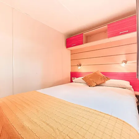 2 Bedroom Near Beaches Holiday home *